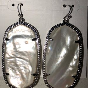 Kendra Scott Danielle Earrings